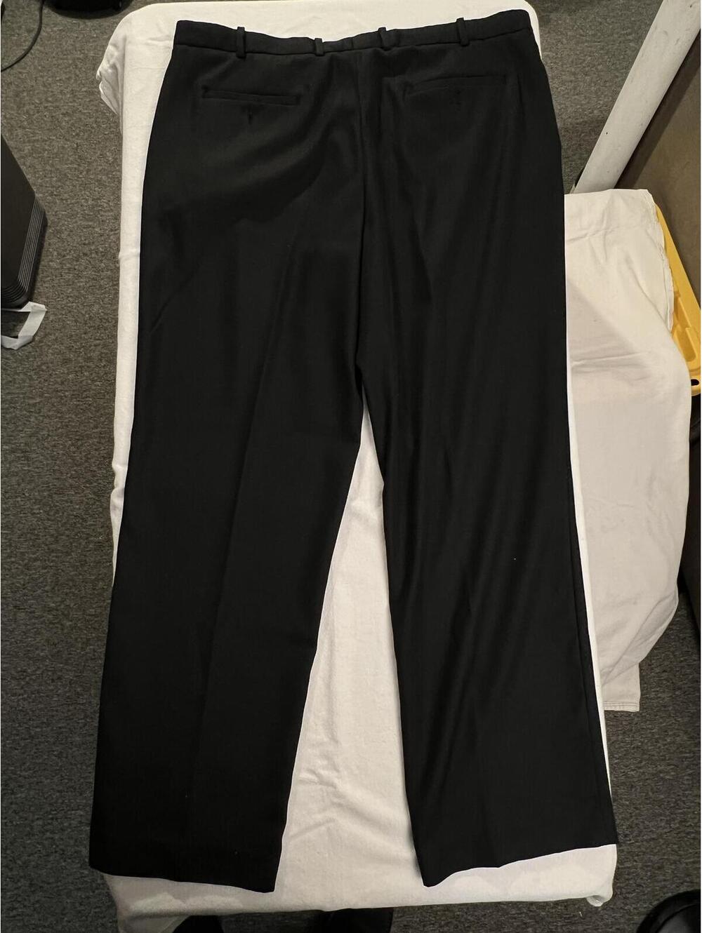 Perry Ellis Classic Fit Black Dress Pants - Size 40/32